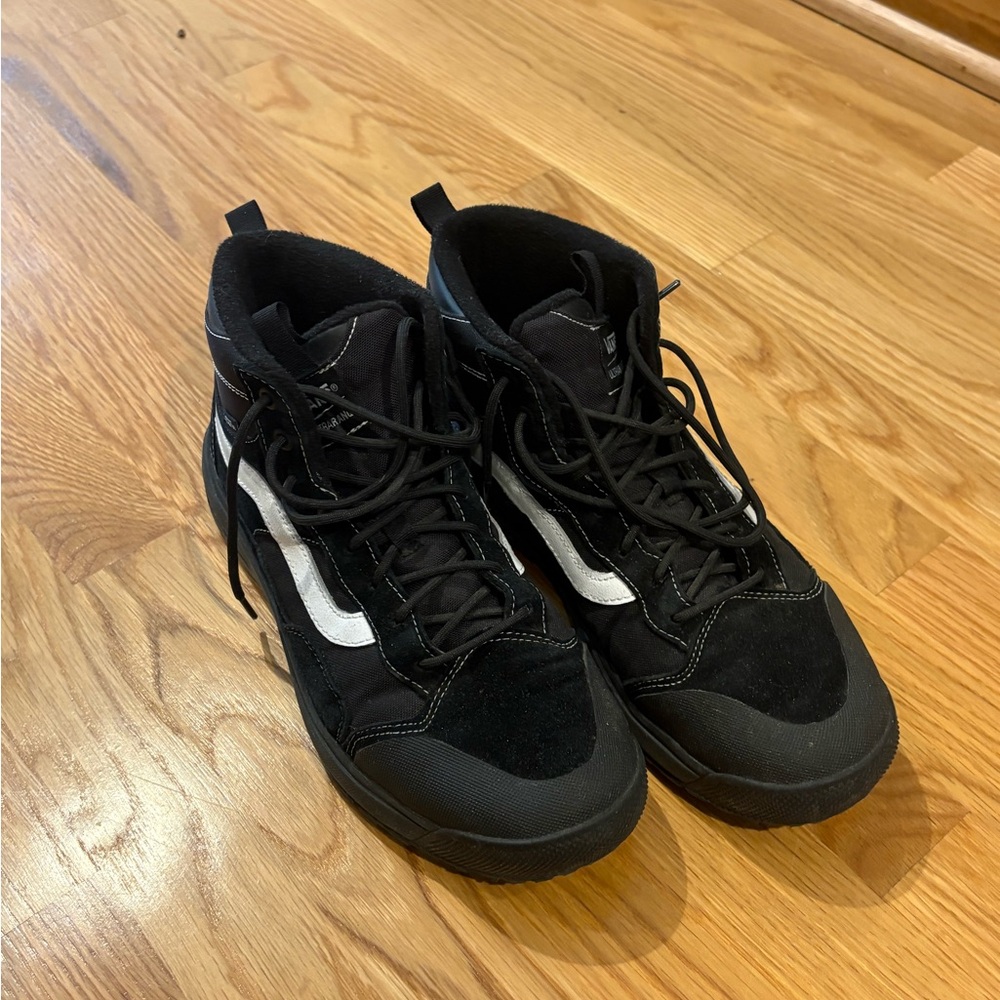 Vans Black High-Top Skate Boots with White Side Stripe